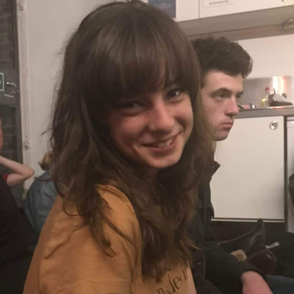 Meet your Posher, Tori